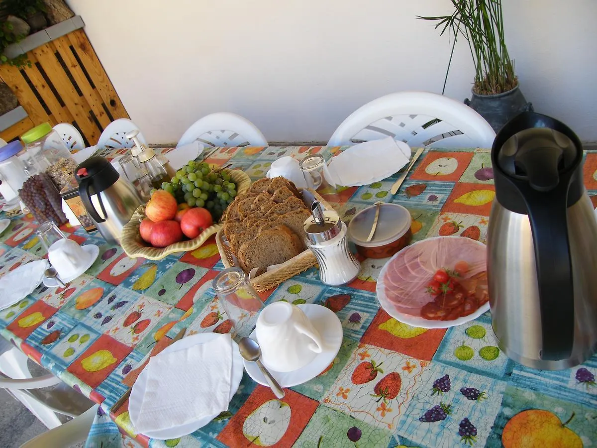 Bed and breakfast Can Selleretas Vilamacolum
